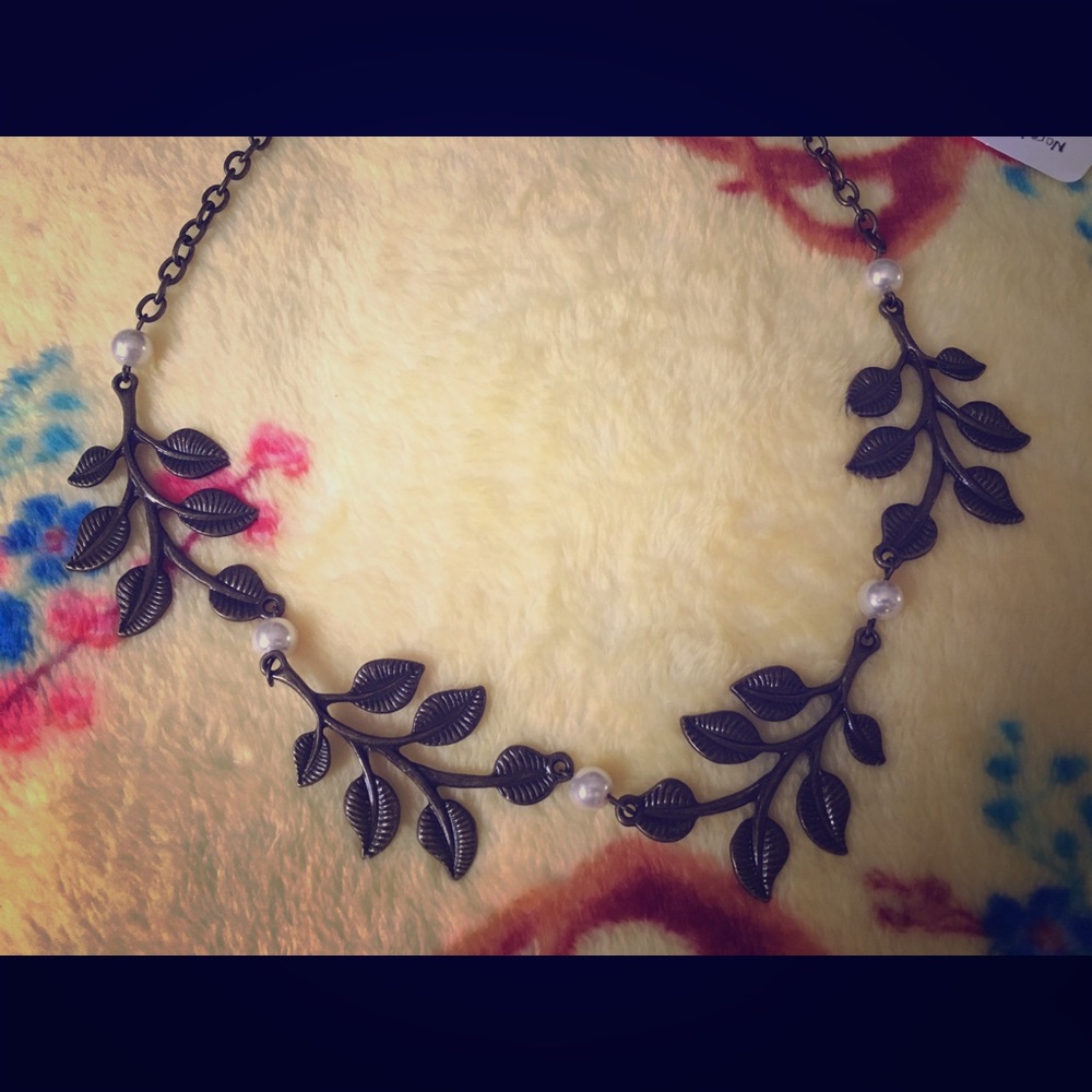 Plunder Norah Necklace